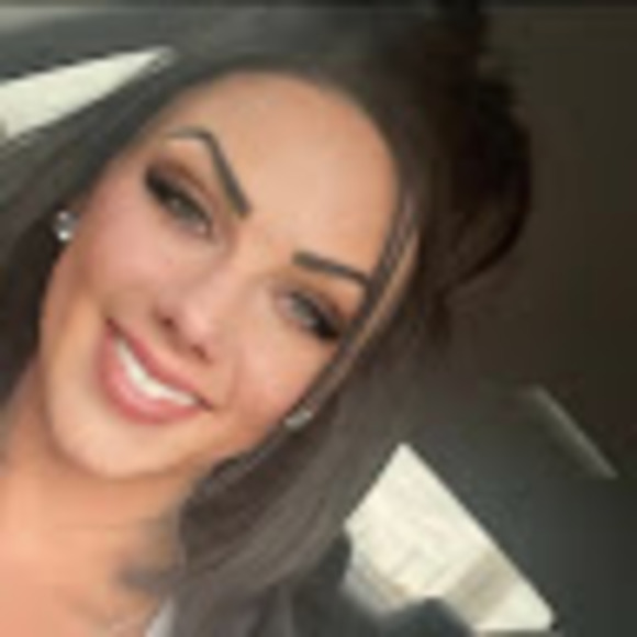 Meet your Posher, Lacea - Picture 1 of 1